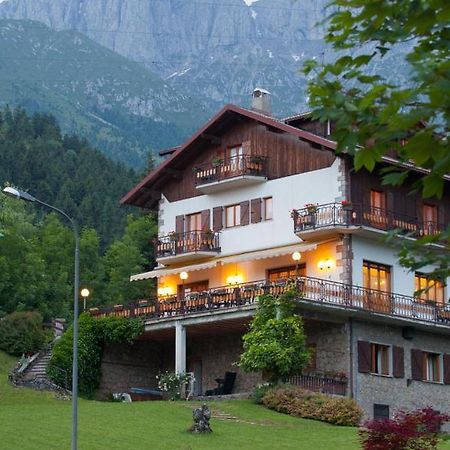 Albergo Ristorante Scanapa Castione della Presolana Zewnętrze zdjęcie
