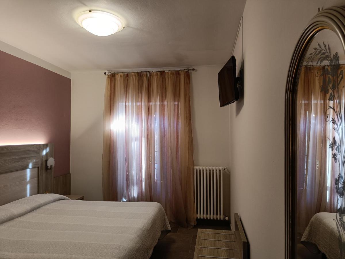 Albergo Ristorante Scanapa Castione della Presolana Zewnętrze zdjęcie