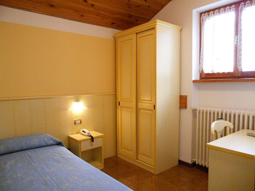 Albergo Ristorante Scanapa Castione della Presolana Zewnętrze zdjęcie