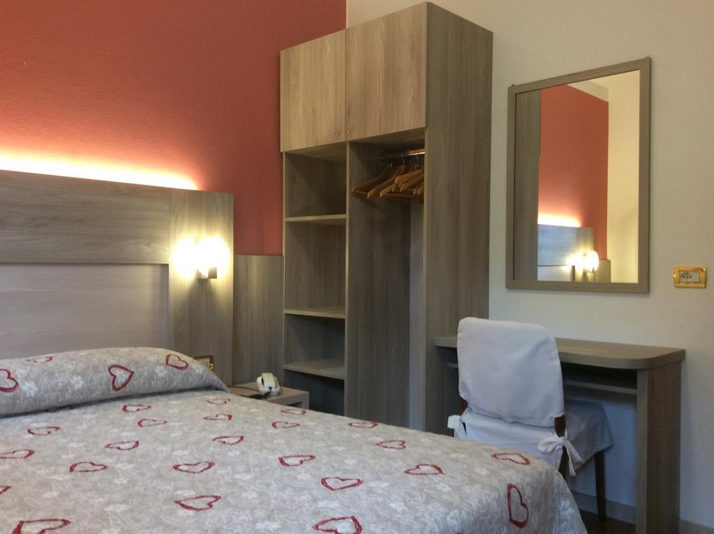 Albergo Ristorante Scanapa Castione della Presolana Zewnętrze zdjęcie